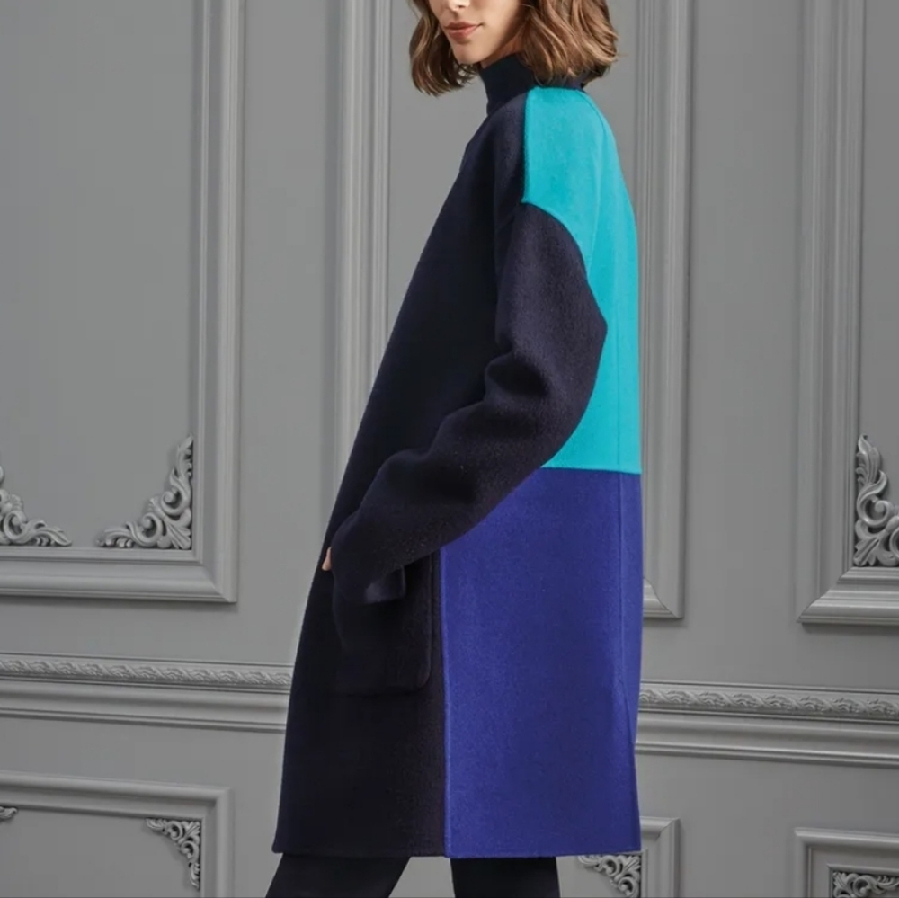 St. John Women's Navy and Teal Coat Wool Angora Cashmere Size Large